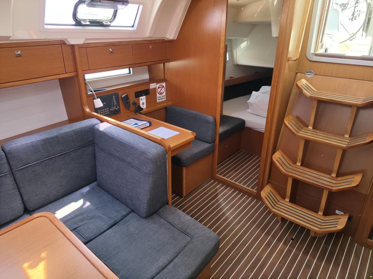 Bavaria CRUISER 41