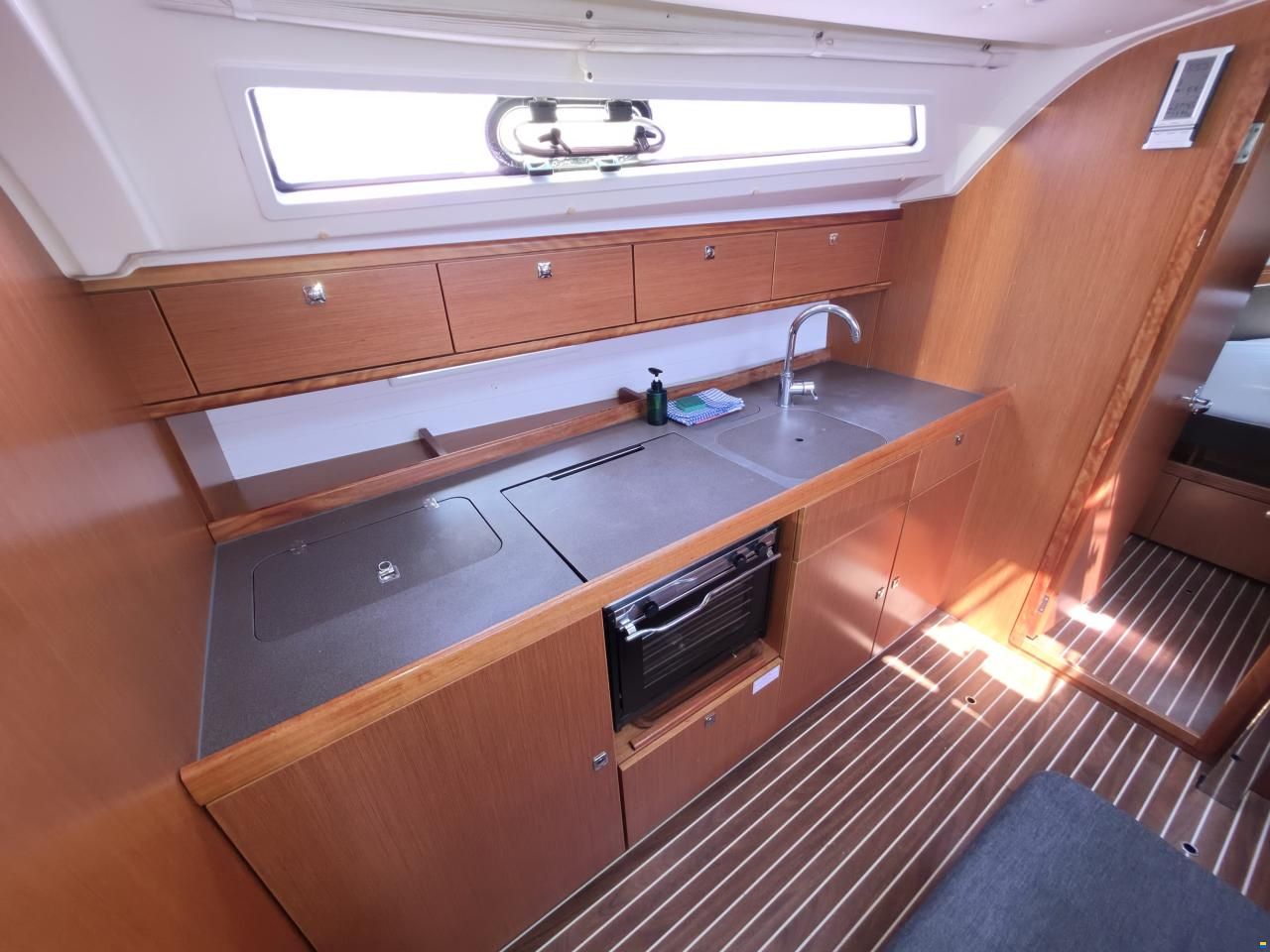 Bavaria CRUISER 41