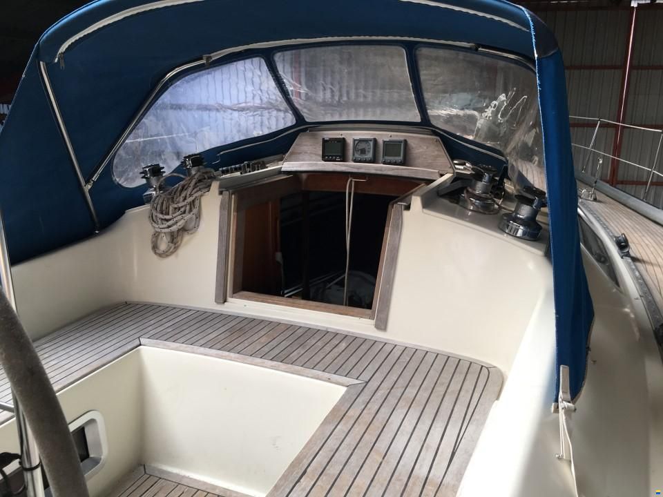 Sweden Yachts 340