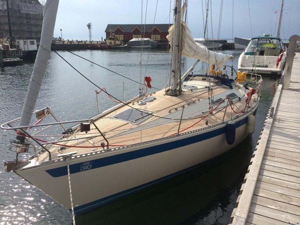 Sweden Yachts 340