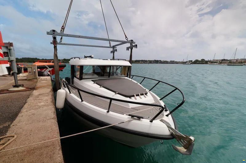 Finnmaster Pilot 8