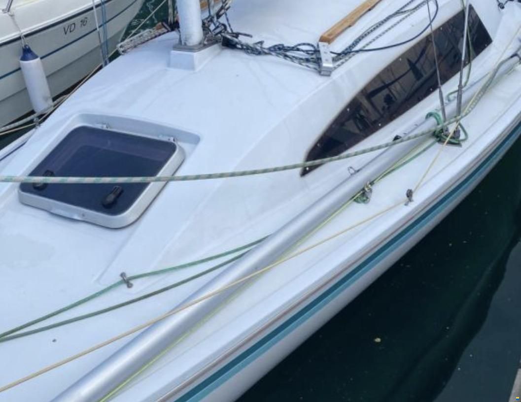 Beneteau First 24