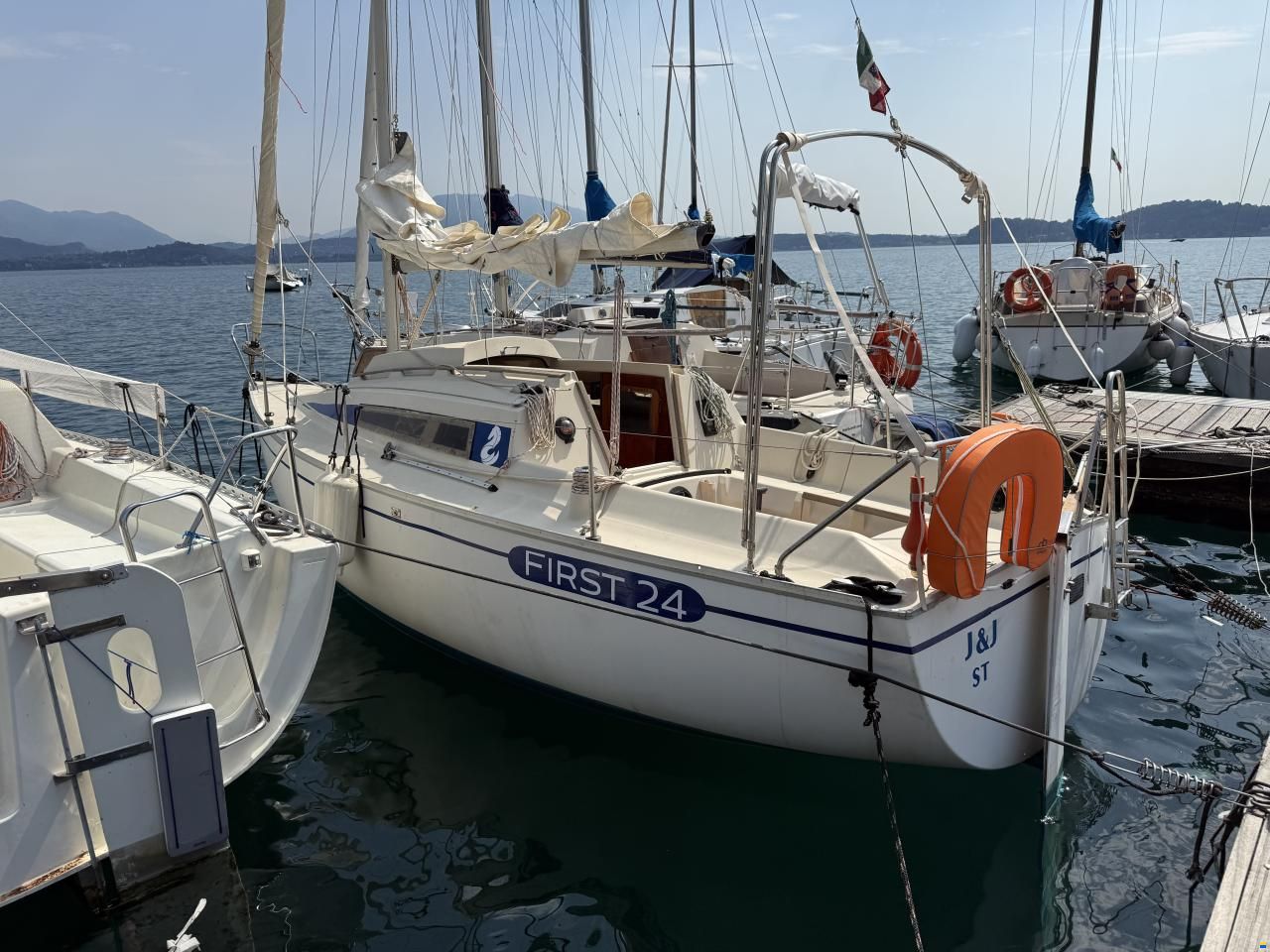 Beneteau First 24