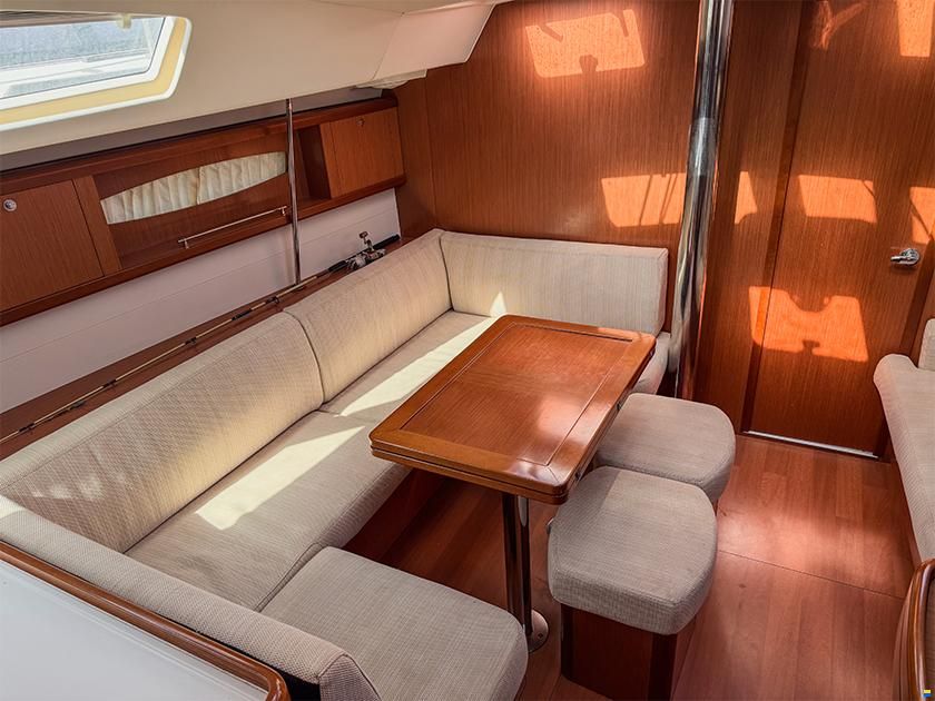 Beneteau Oceanis 46
