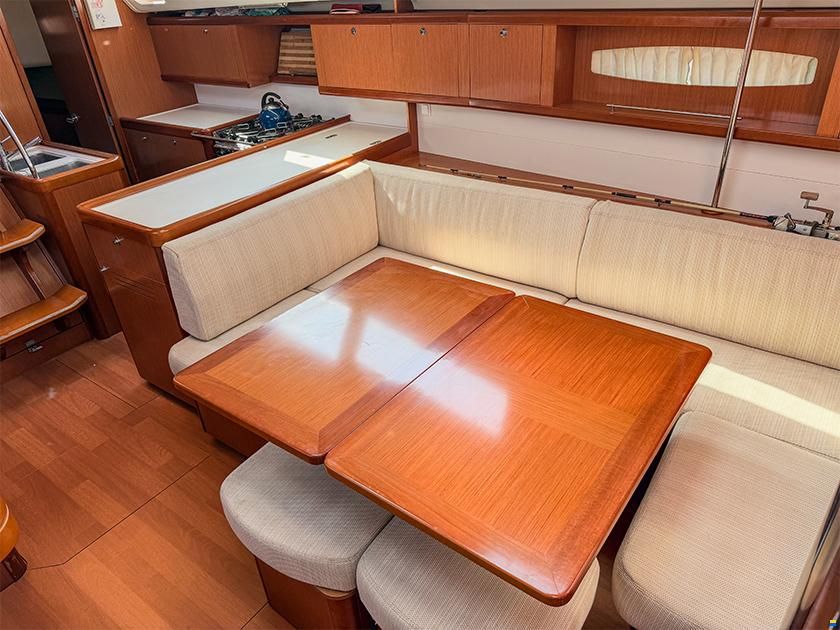 Beneteau Oceanis 46