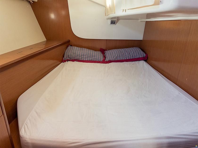 Beneteau Oceanis 46