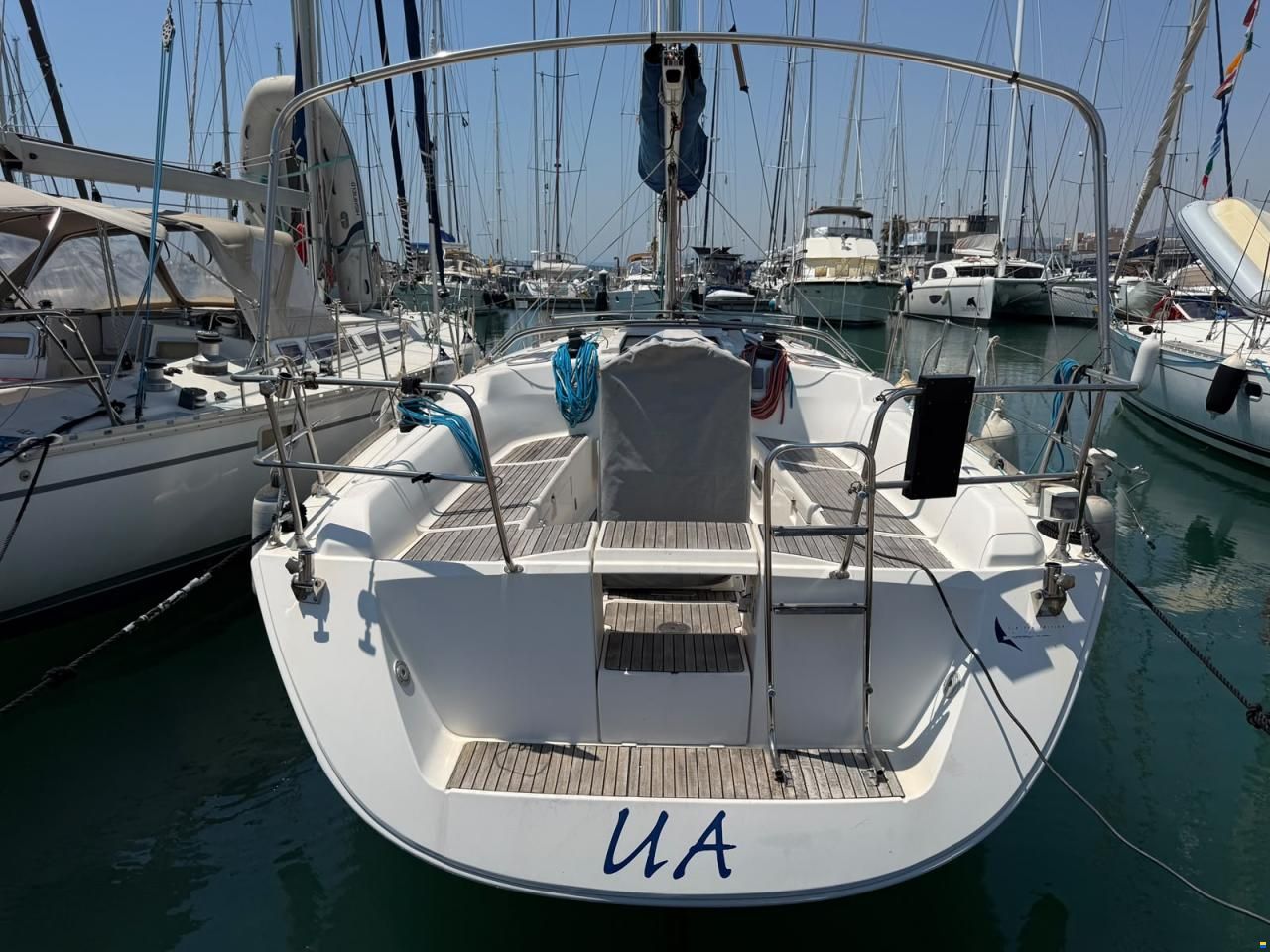 Dufour 365
