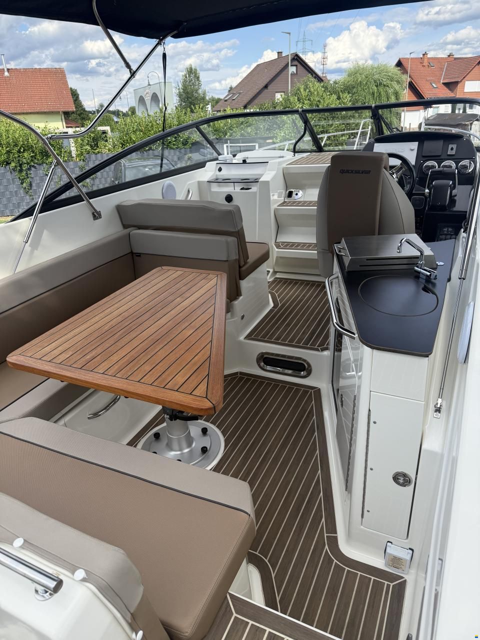 Quicksilver 805 Active Cruiser