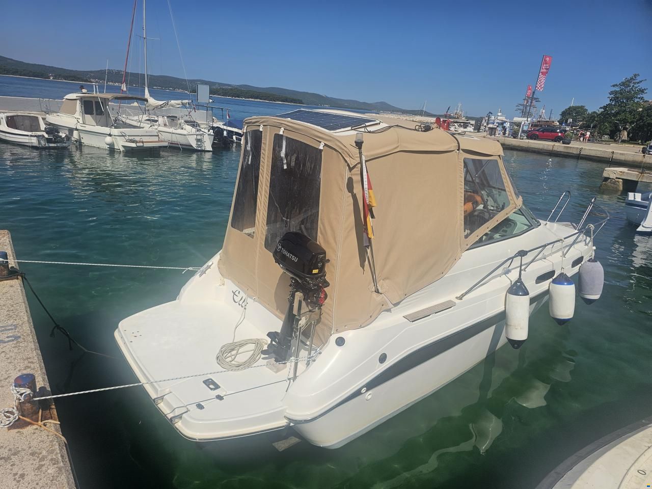 Sea Ray 230DA