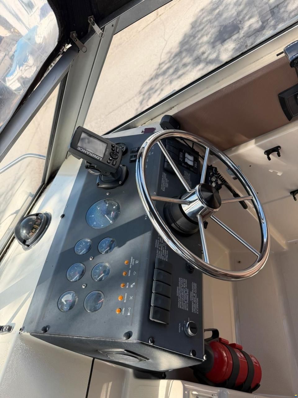 Maxum 2300 SCR