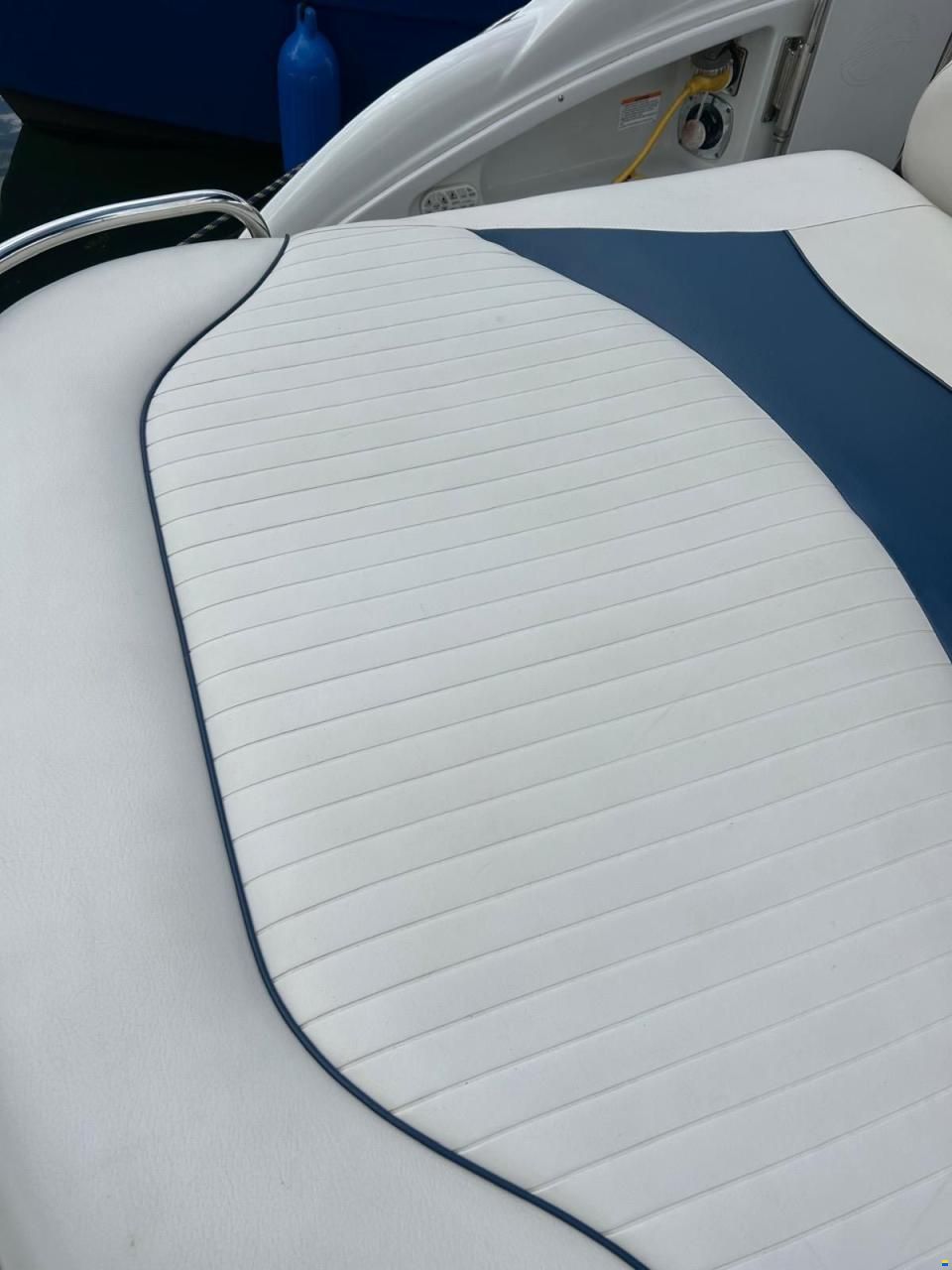 Crownline 315 SCR
