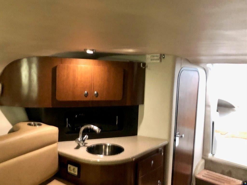 Crownline 315 SCR