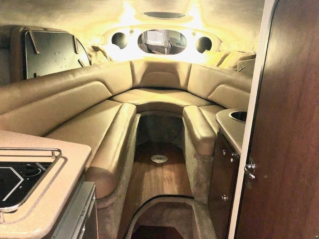 Crownline 315 SCR