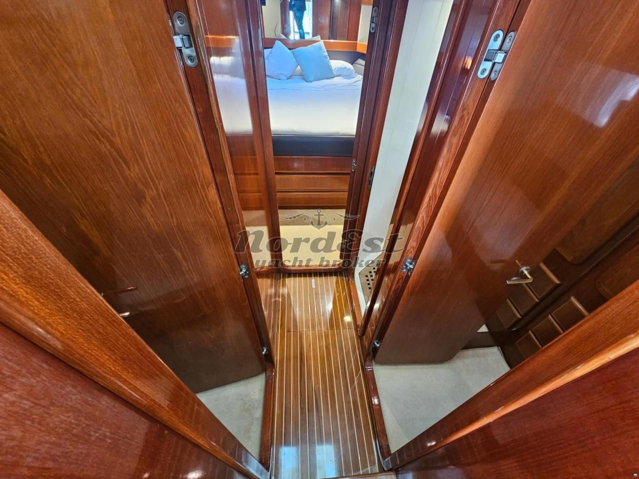 Uniesse 40 Fly