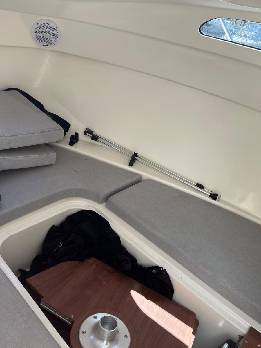 Quicksilver 555 Cabin