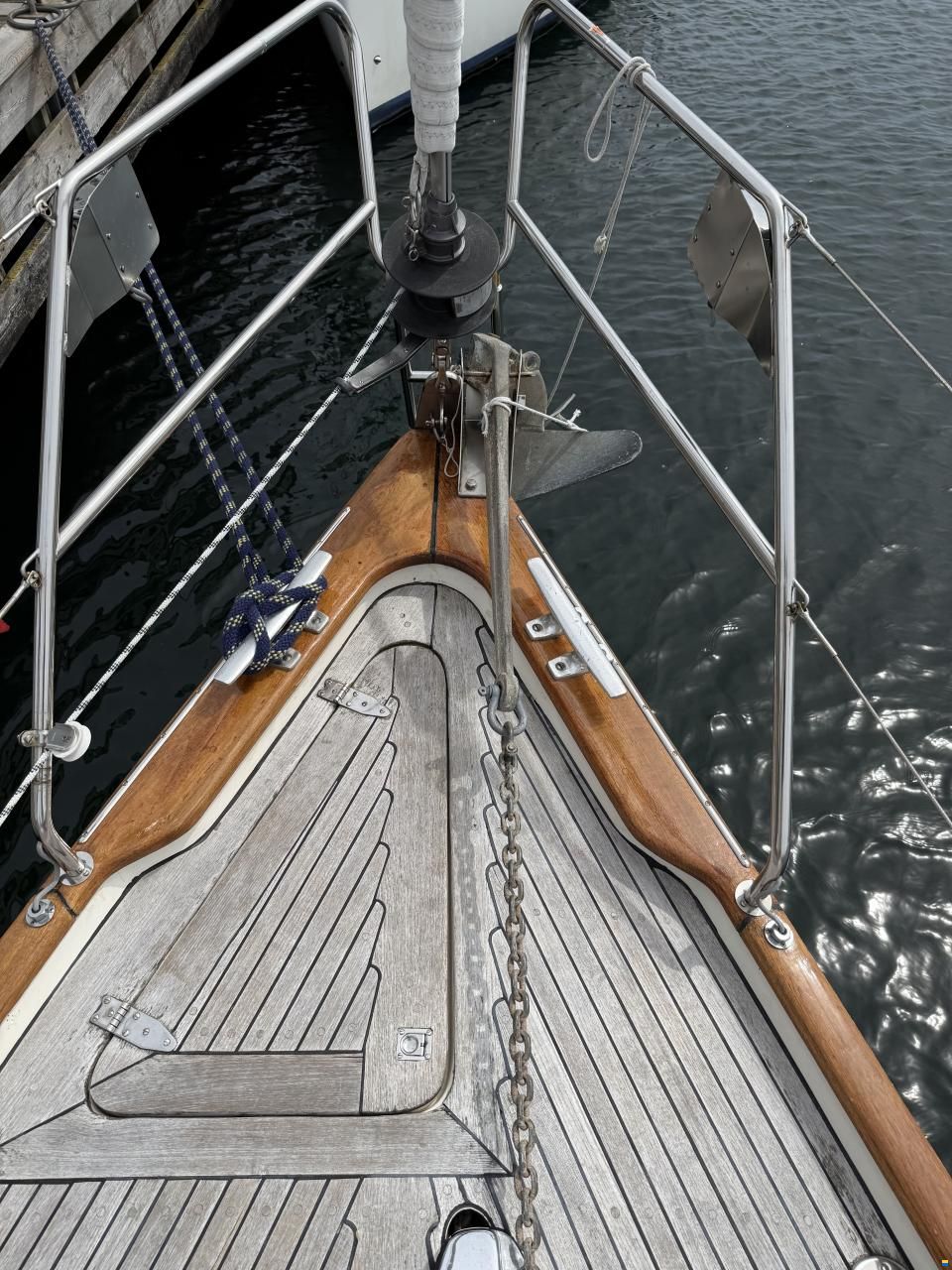Hallberg-Rassy 352