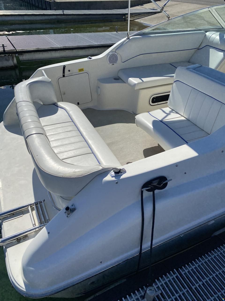 Sea Ray 240 DA