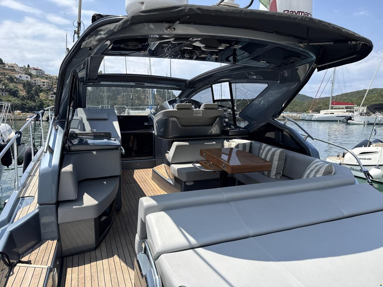 Cranchi M44 HT