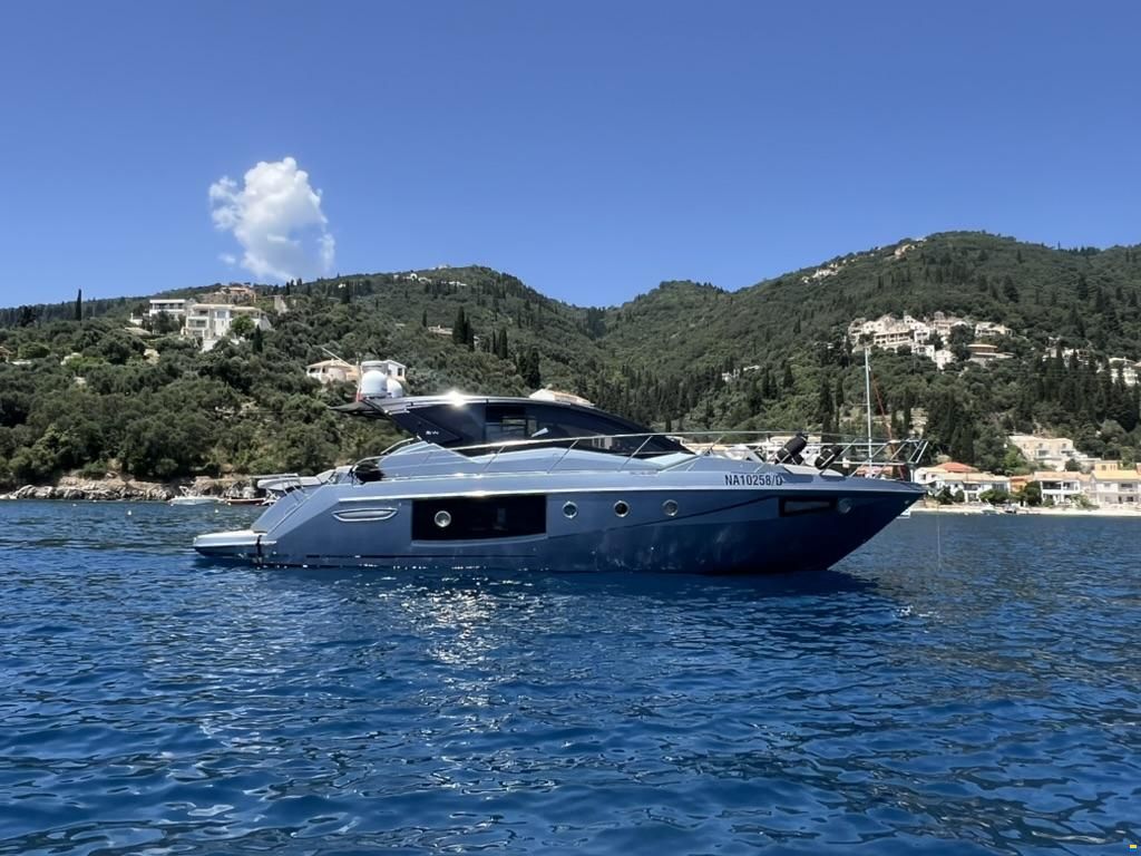 Cranchi M44 HT