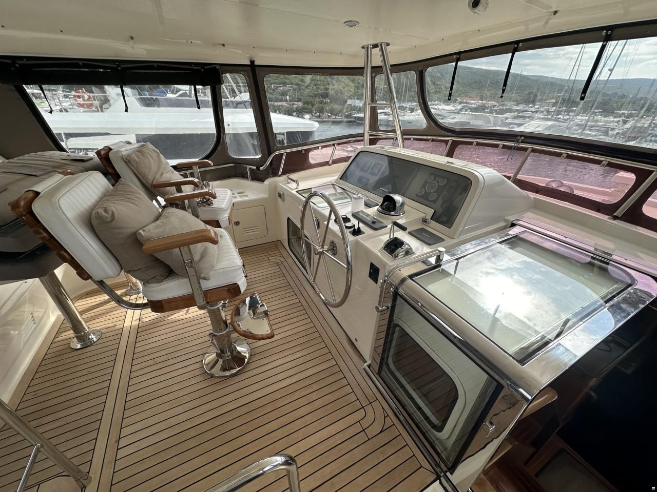 Selene 53