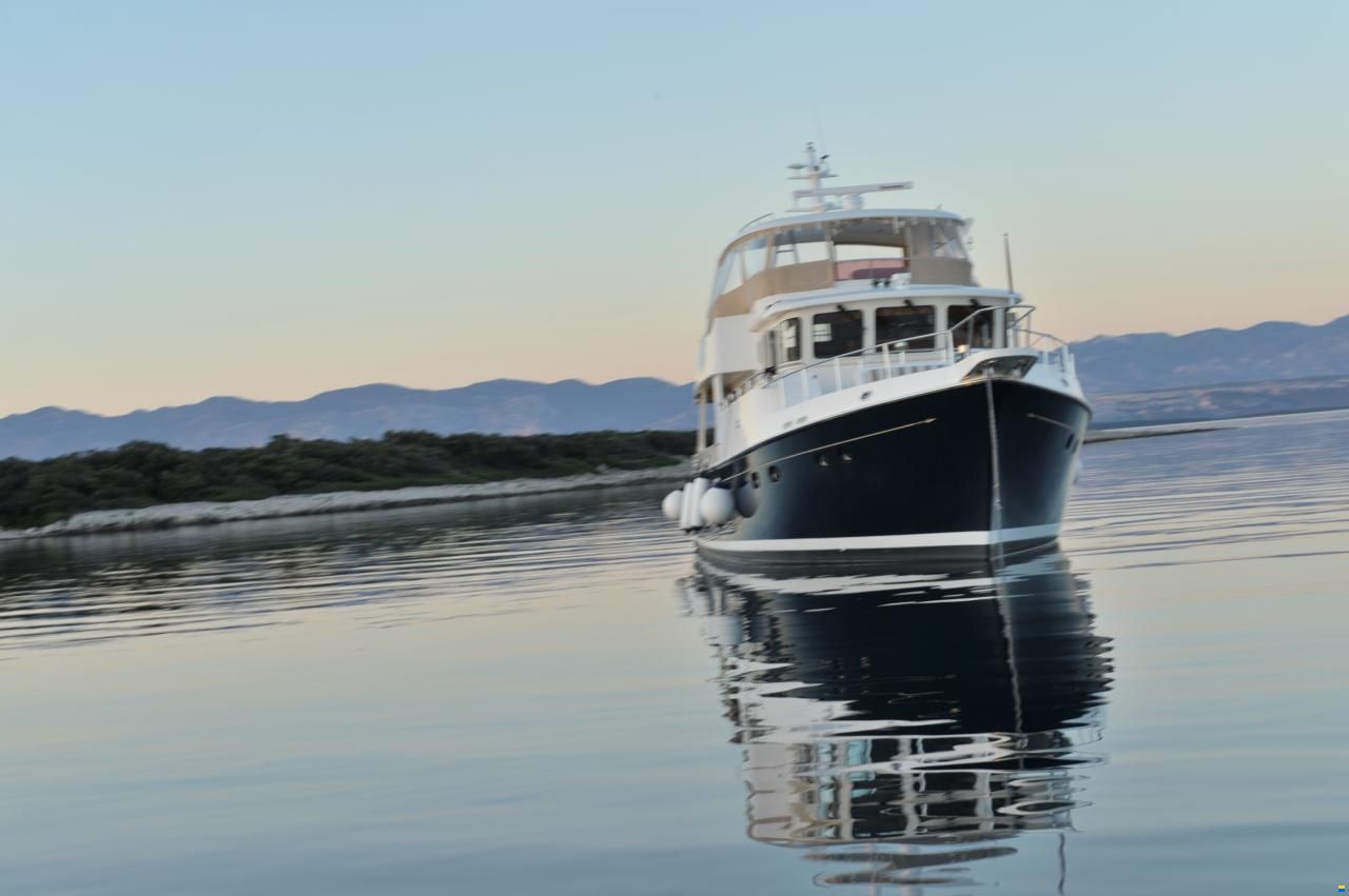 Selene 53