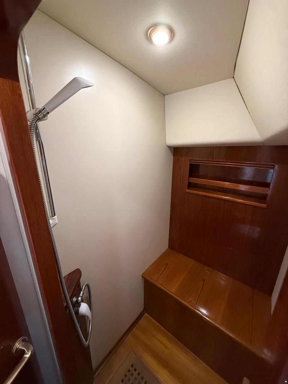 Apreamare 12 Semi Cabinato