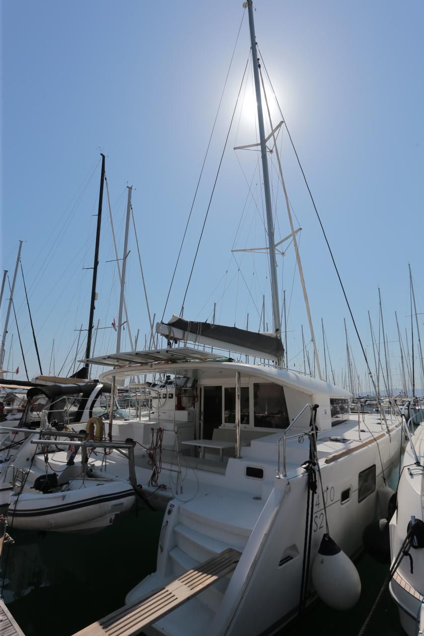 Lagoon 400 S2