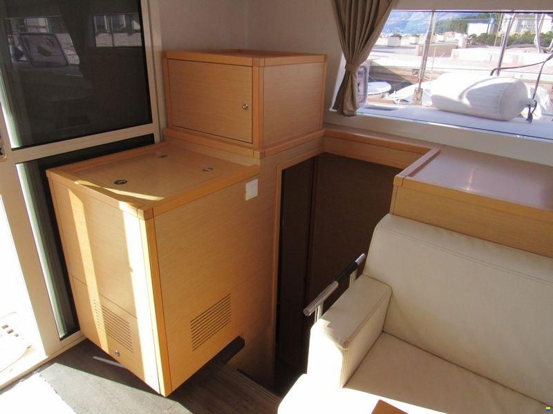 Lagoon 400 S2