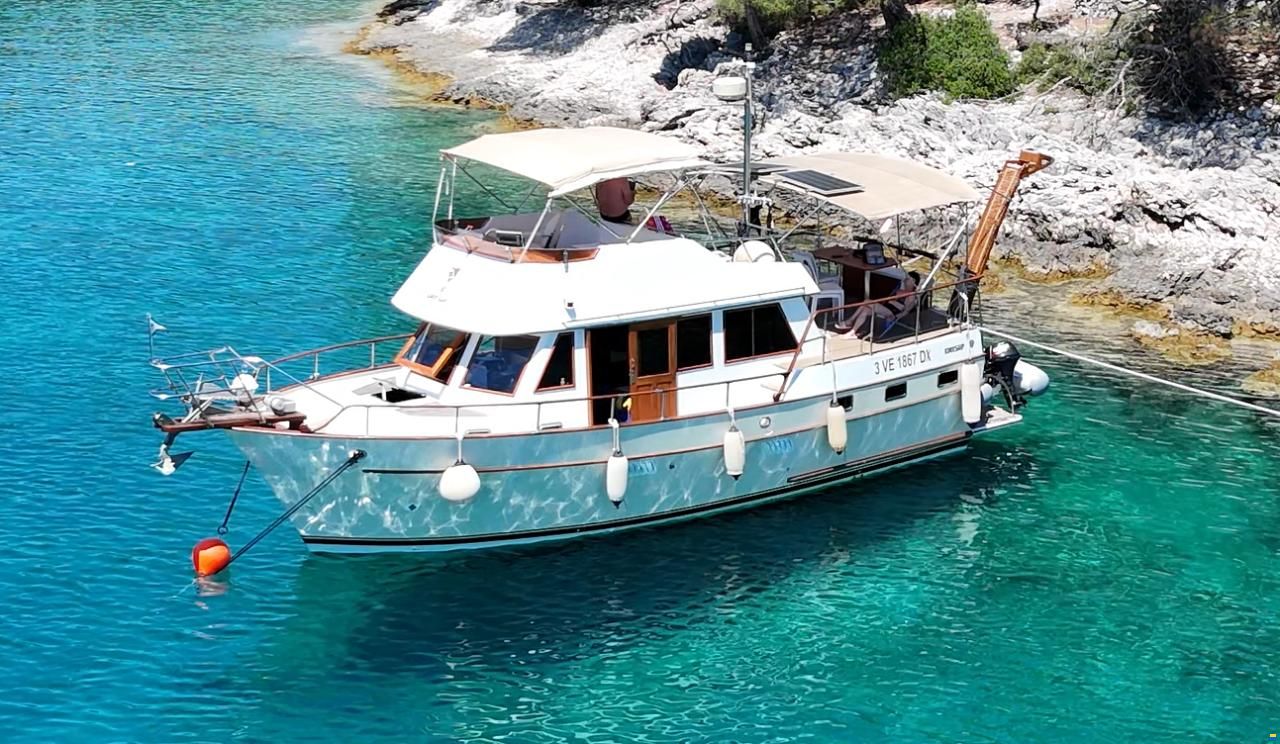 Edership Trawler 39