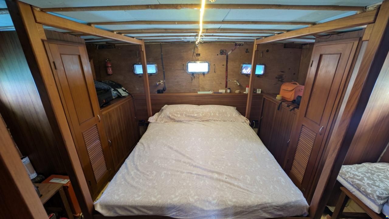 Edership Trawler 39