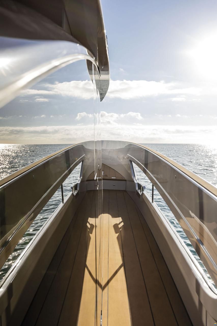 Azimut Seadeck 6