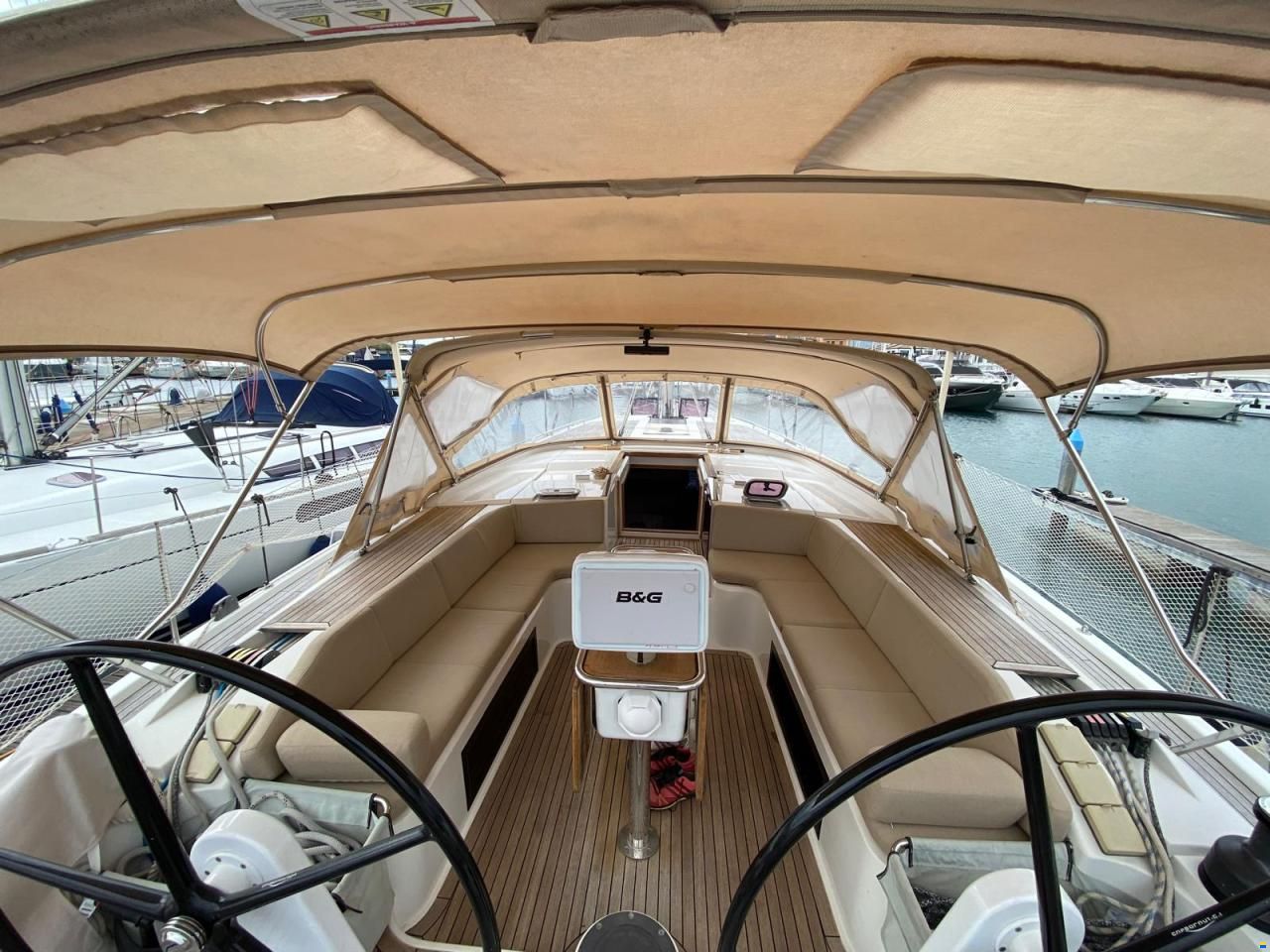 Hanse 545