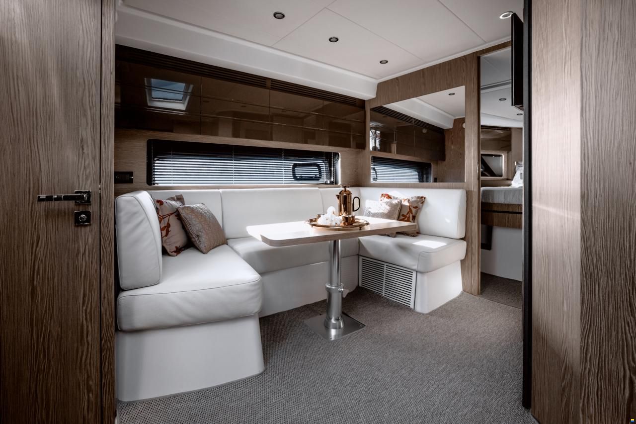 Azimut Atlantis 45