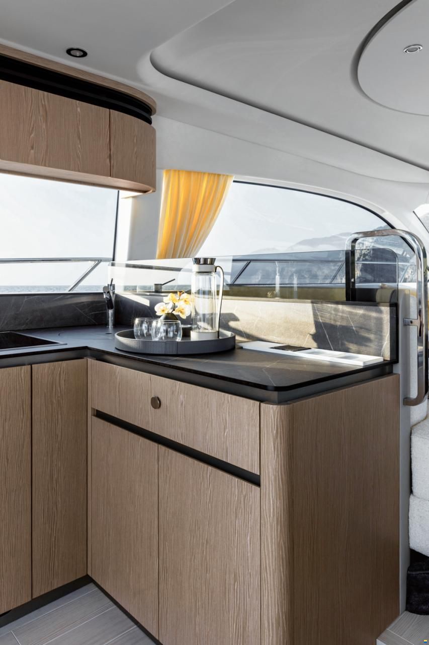 Azimut Fly 53