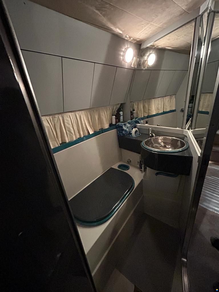 Ferretti ALTURA 38