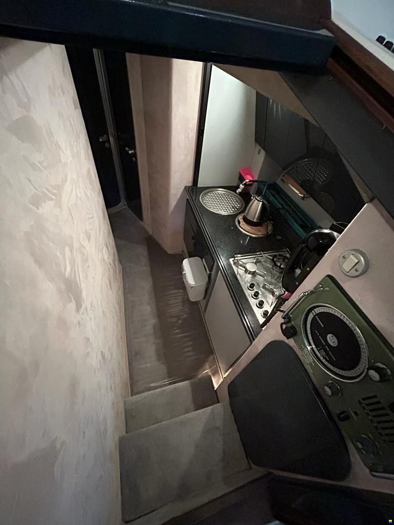 Ferretti ALTURA 38