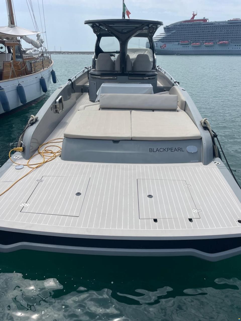 SACS Rebel 40