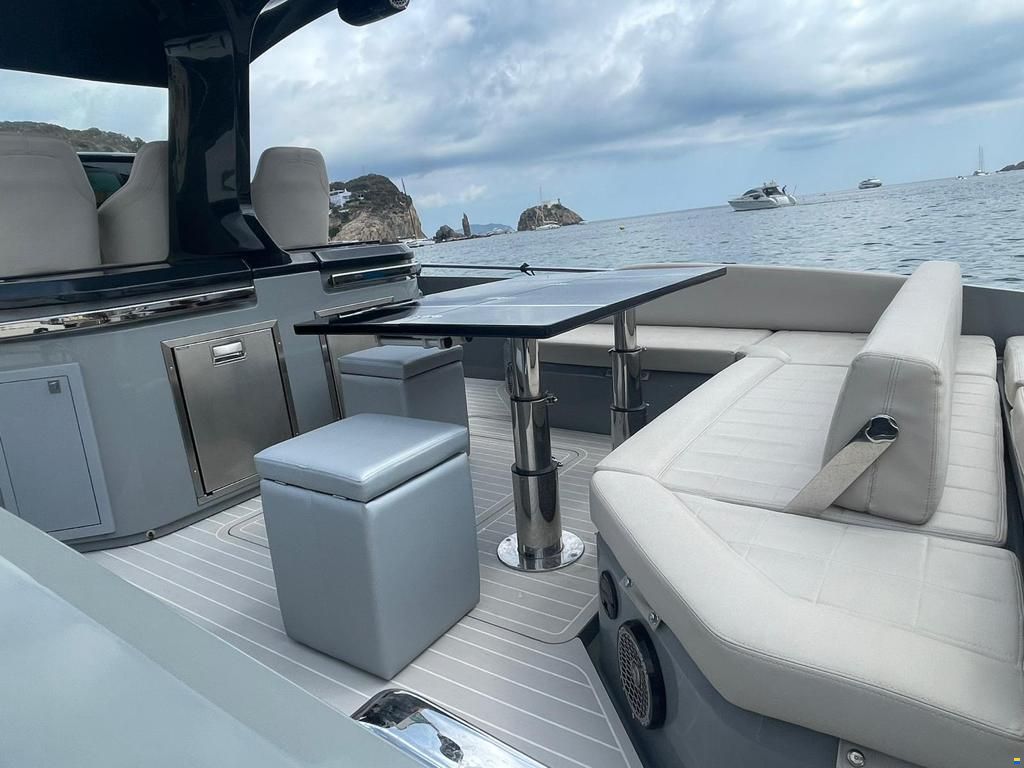 SACS Rebel 40