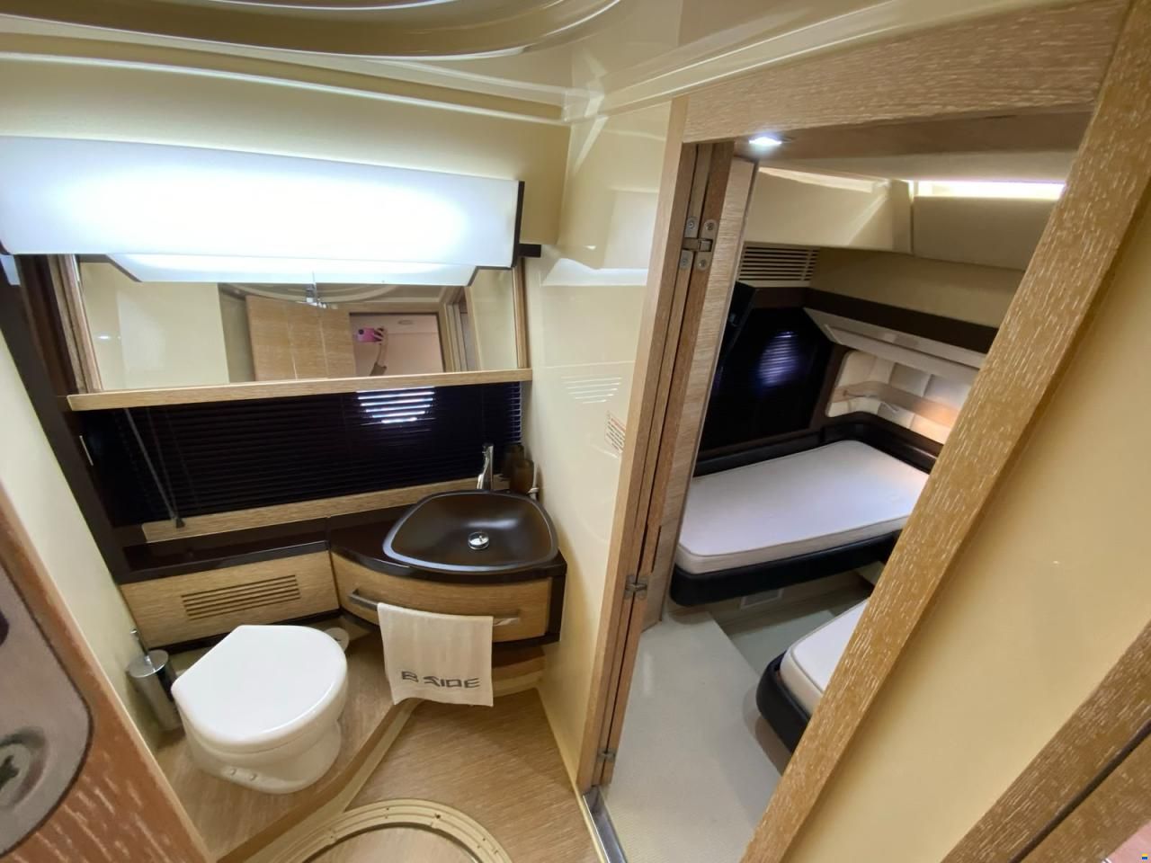 Azimut 64 FLYBRIDGE