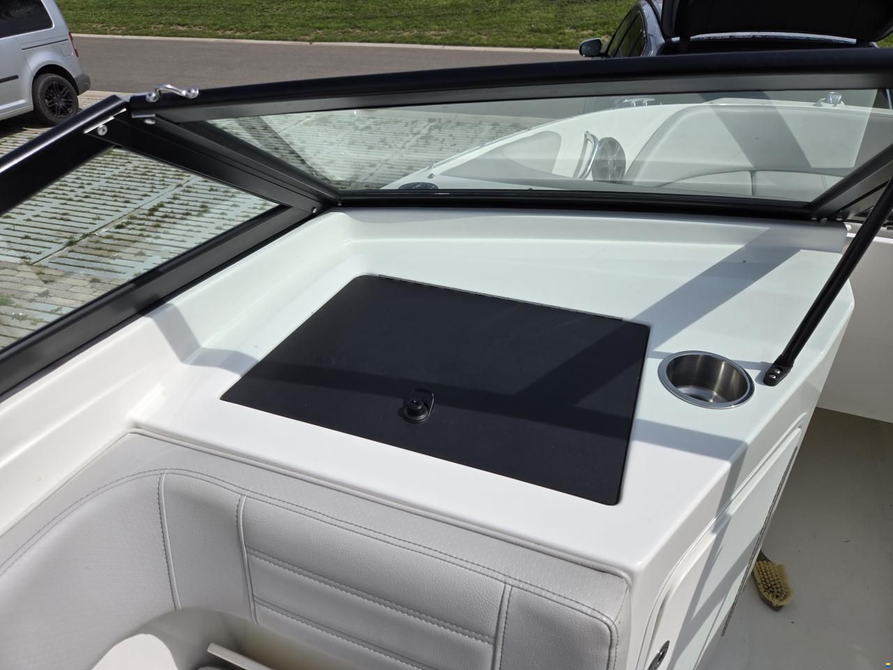 Sea Ray SPXE 190