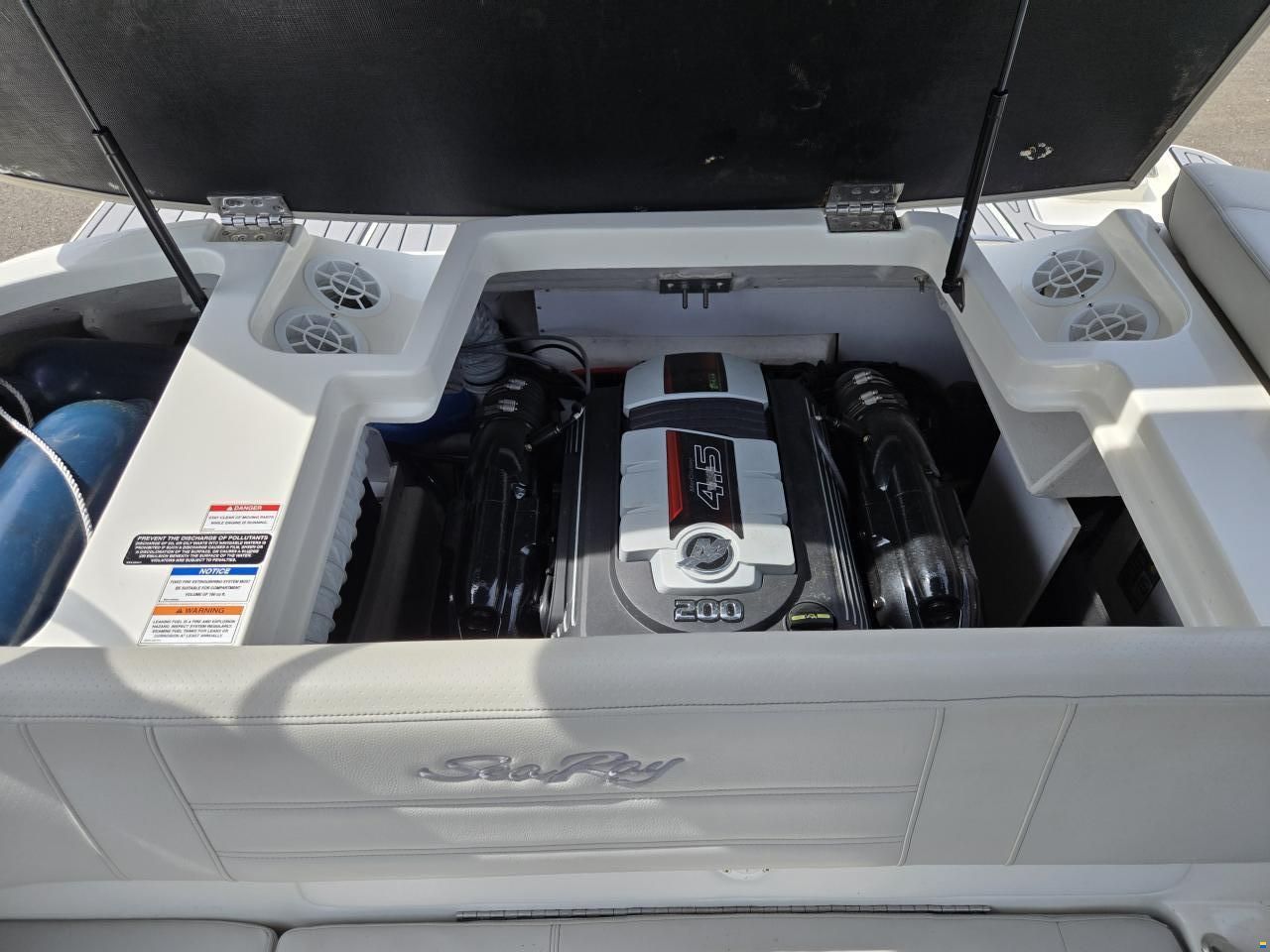 Sea Ray SPXE 190