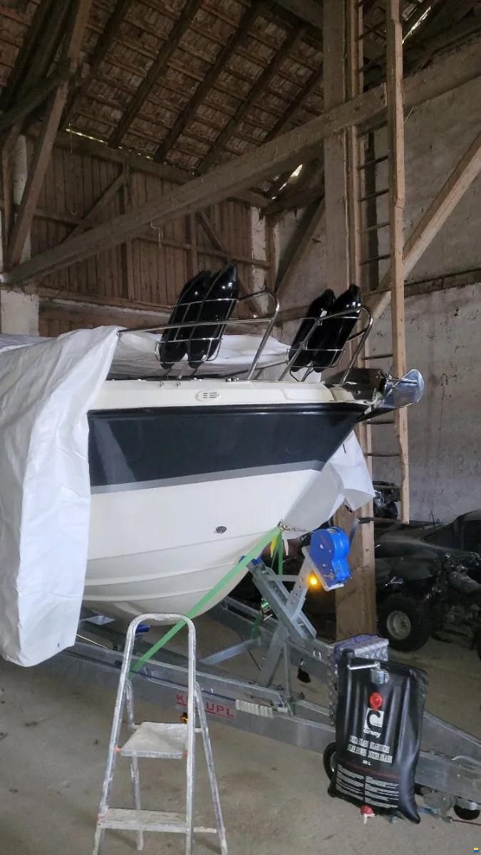 Quicksilver 805 Cruiser