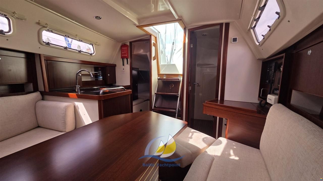 Hanse 320