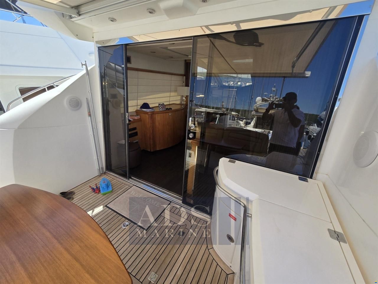 Sunseeker Predator 52