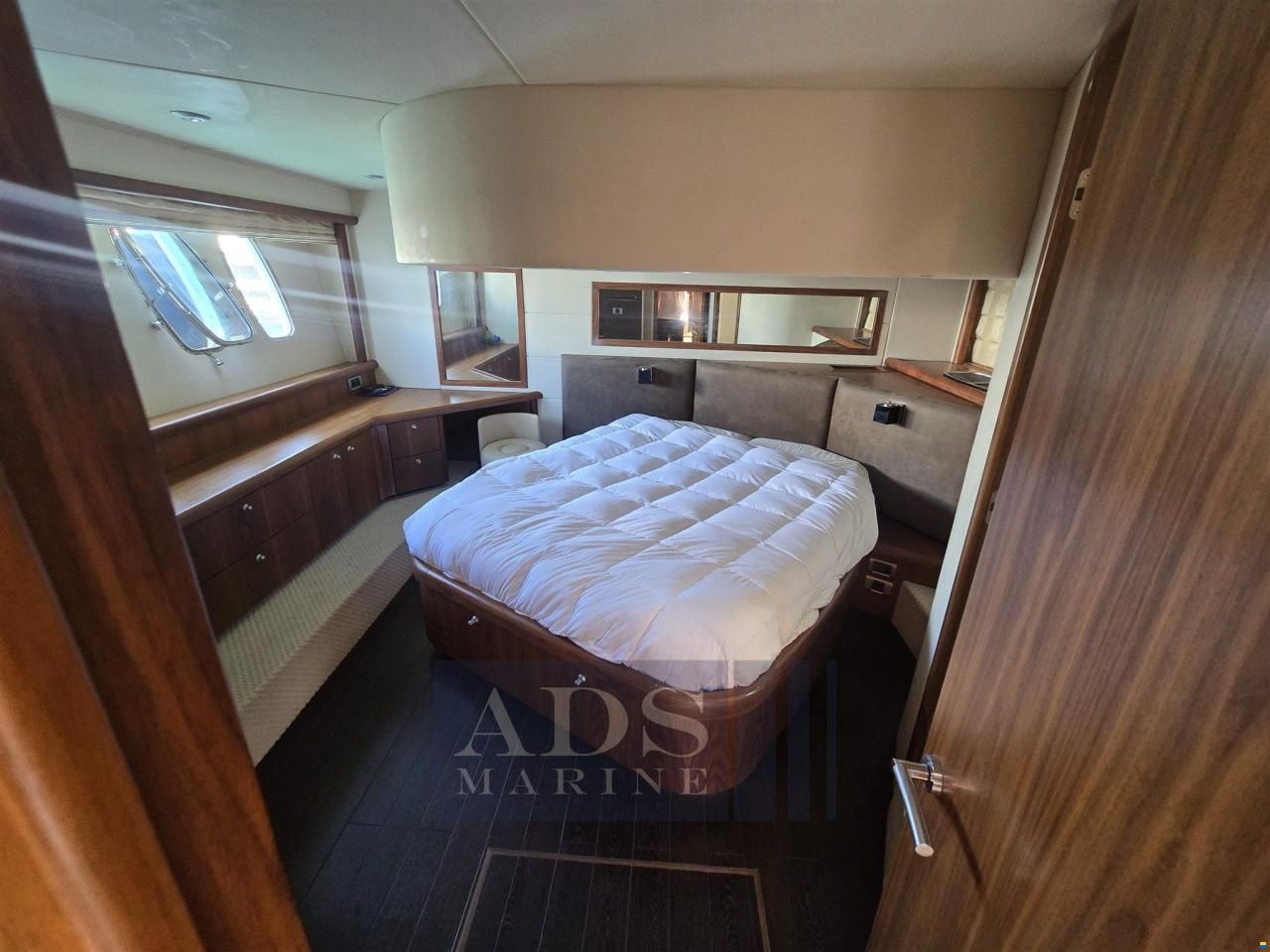 Sunseeker Predator 52