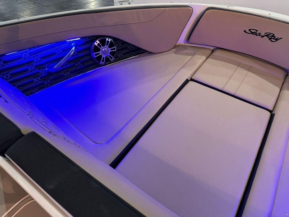 Sea Ray 190 SPN