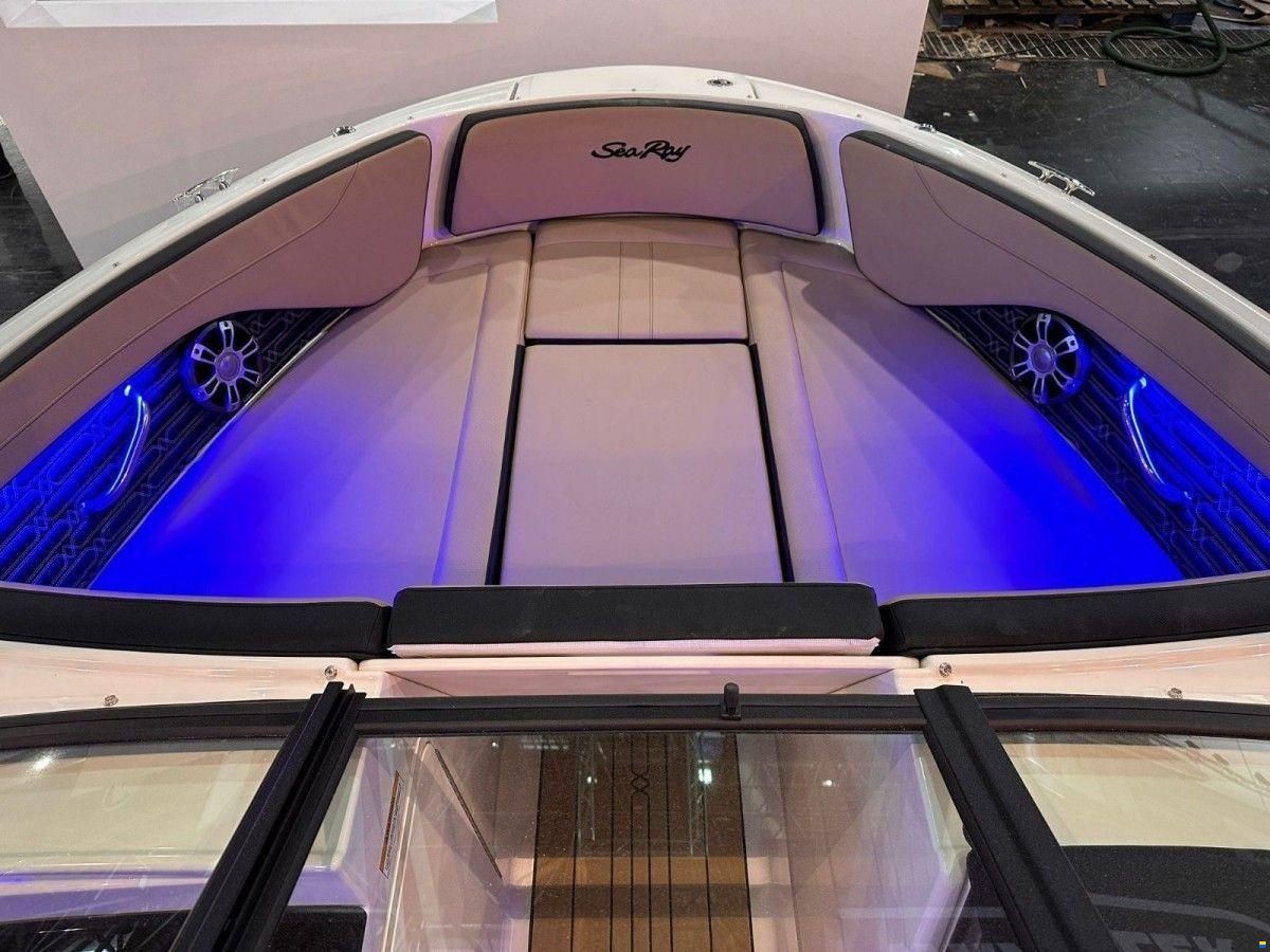 Sea Ray 190 SPN