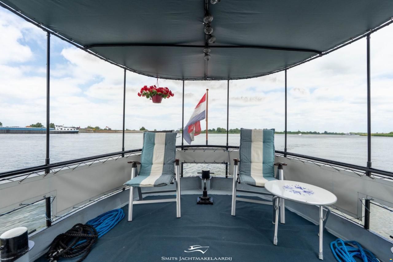 Oester Kotter ‘Promenade’ 14.00 OK
