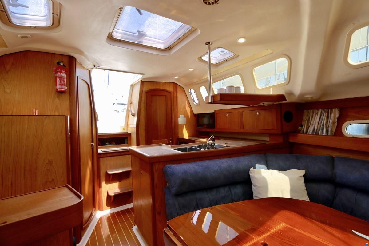 Hunter 340