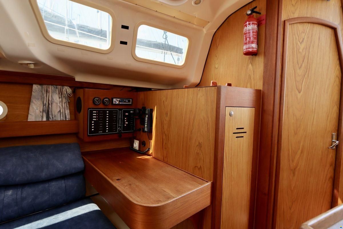 Hunter 340